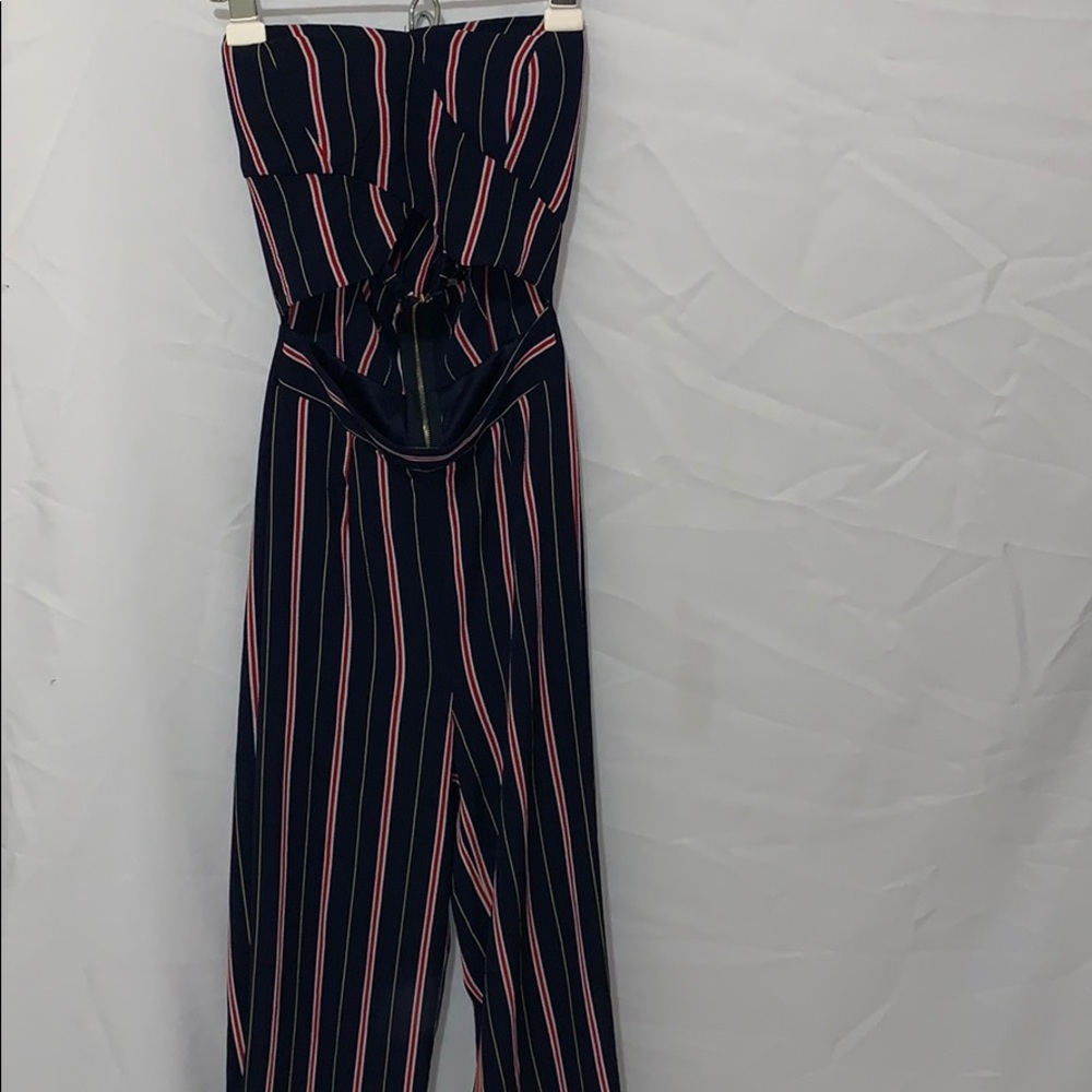 Strapless romper with cut out in the front